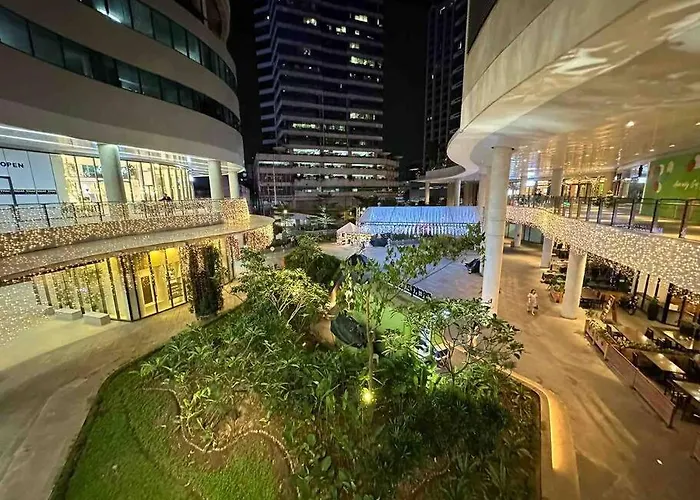 Apartment Modern Classic 1 Bedroom Air Residences Makati *